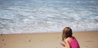 De ce trebuie ferit copilul la plaja!
