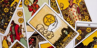 Care este cea mai bună modalitate de ghicit în cărți? Învață arta divinației prin tarot!