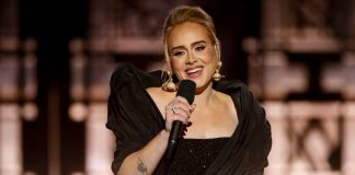 Adele convinge Spotify sa elimine “shuffle” din toate albumele